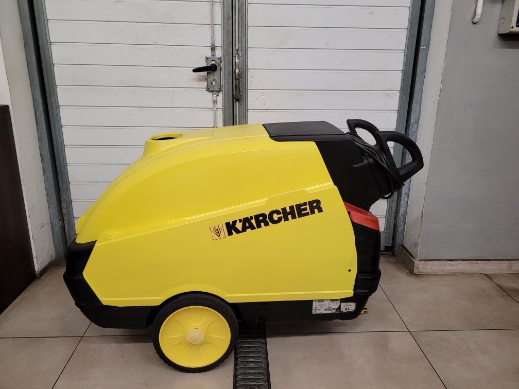 Myjka Ciśnieniowa Karcher HDS 650-4M * Gorąca Woda * DUŻY WYBÓR * 400V