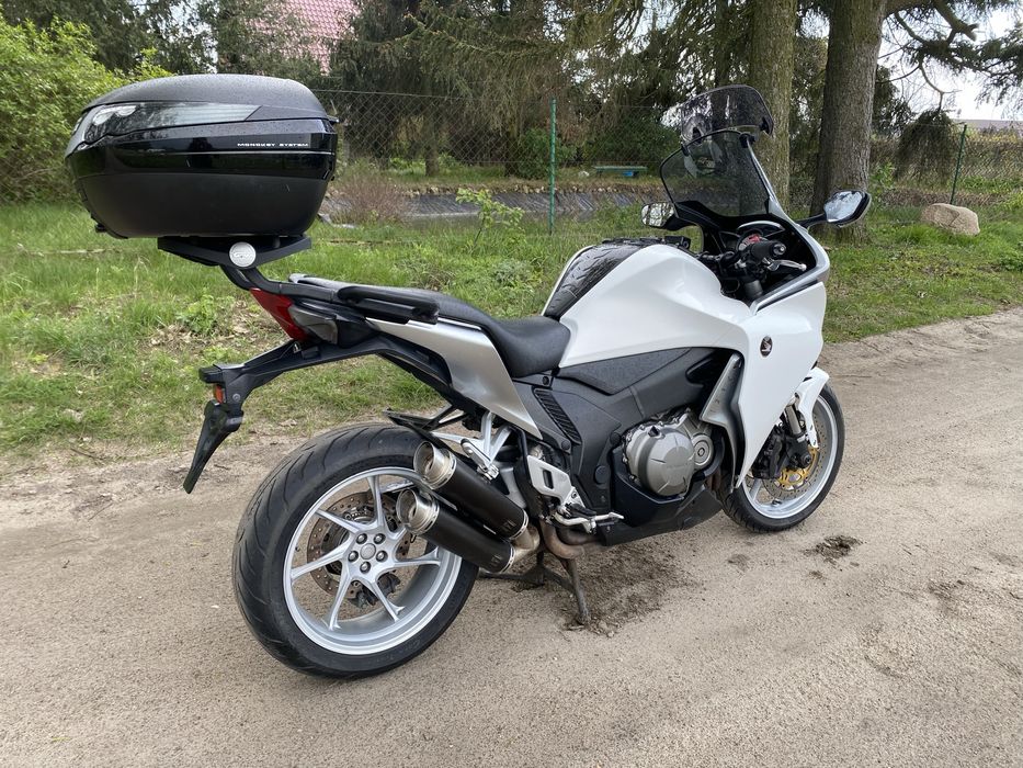Honda VFR 1200 F 2010r