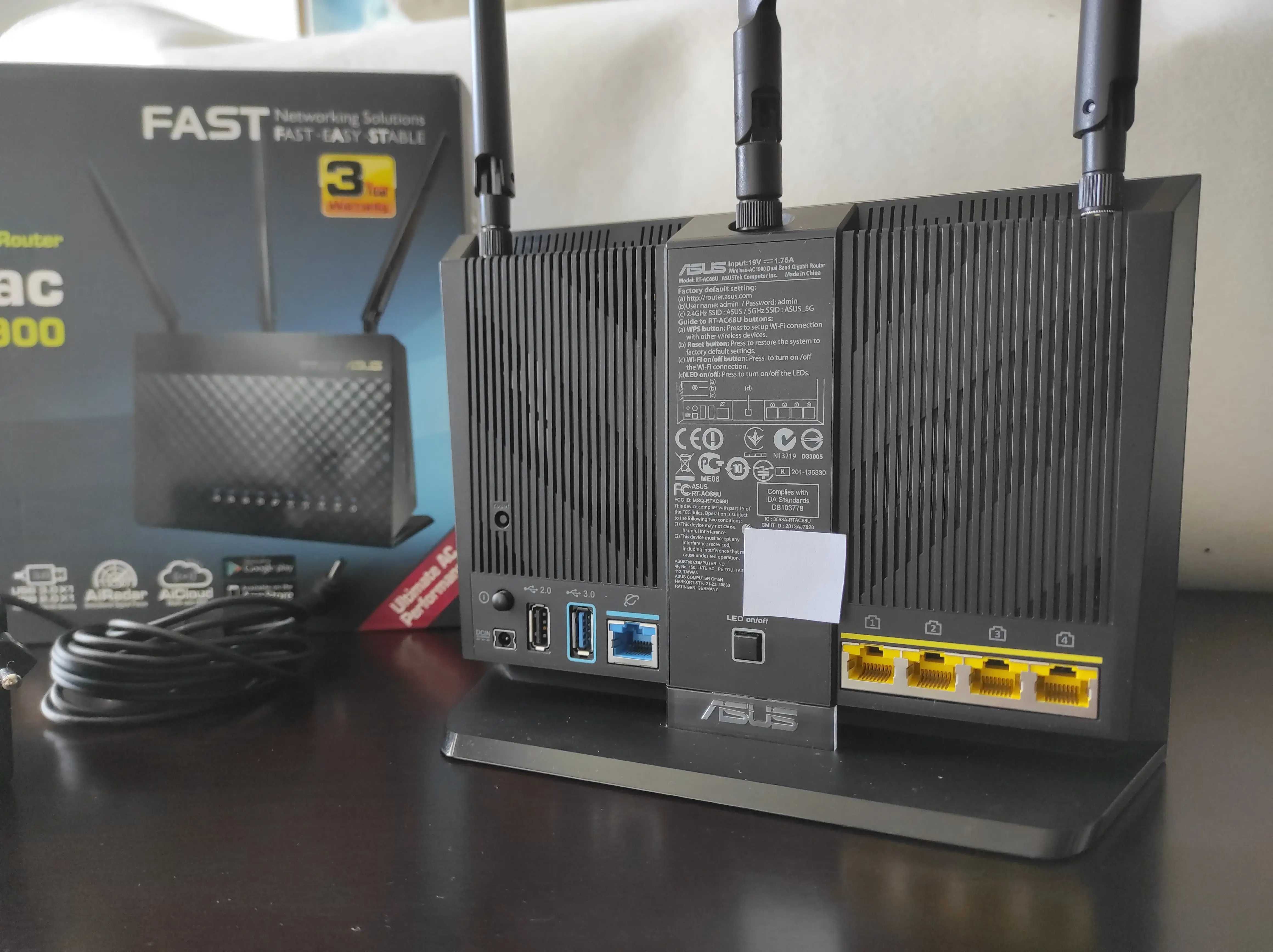 Router ASUS RT-AC68U - Impecável. Firmware de 2025/Ago/19