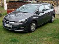 Opel Astra J kombi sports tourer 1.7 cdti rok 2012