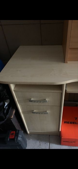 Biurko do pracy lub nauki