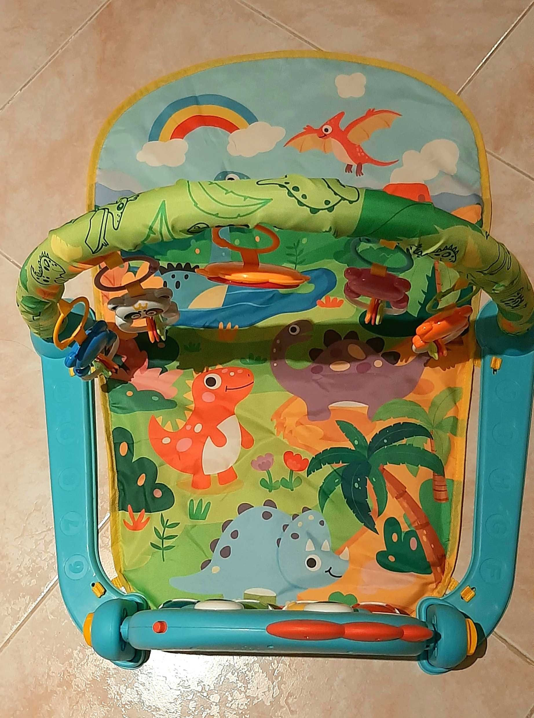 PIANO DE PÉ de Bebé Como Novo