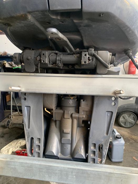 Motor yamaha F225CETL