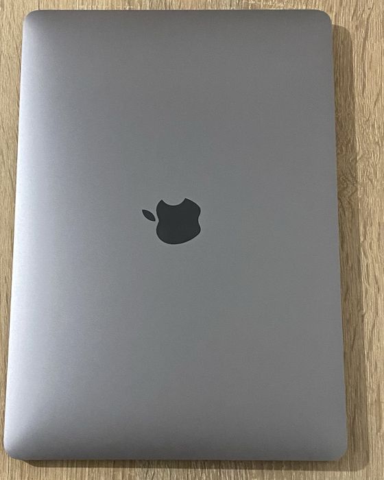 Apple MacBook Air 13” 2020 (Intel i3 / 16GB / 256GB) + зарядка + чохол