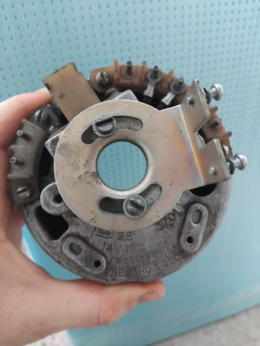 Продам генератор иж