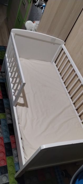 Łóżeczko dziecięce 124x65