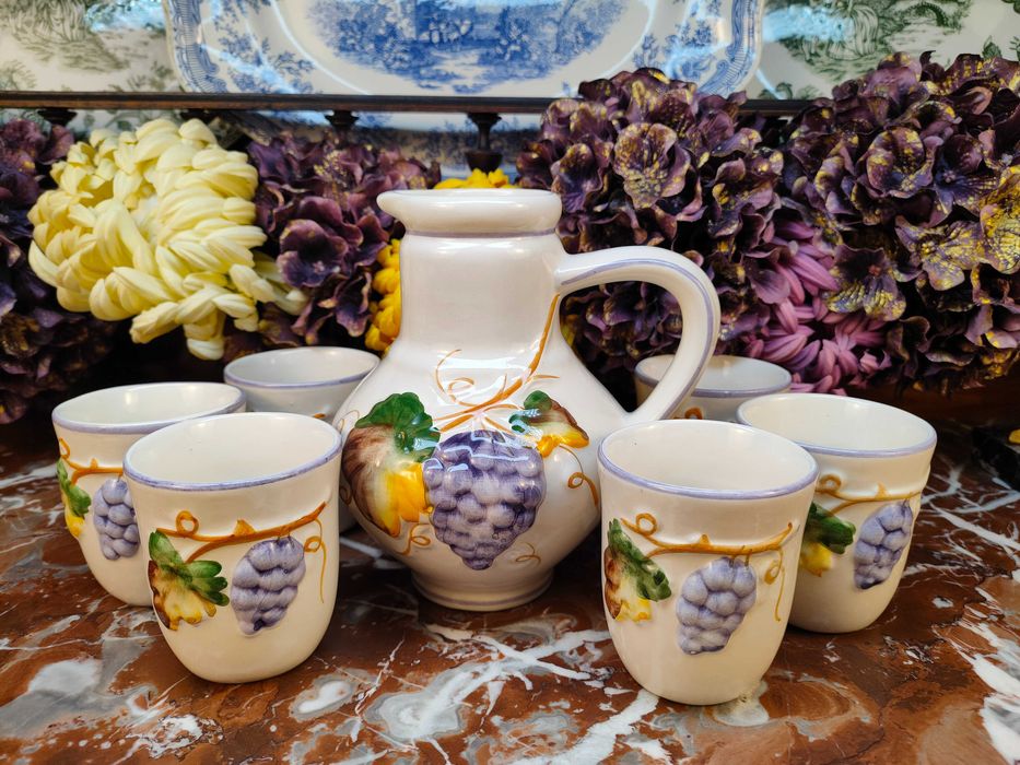 Ręcznie malowany dzbanek z kubeczkami - Liście i kiście winogron