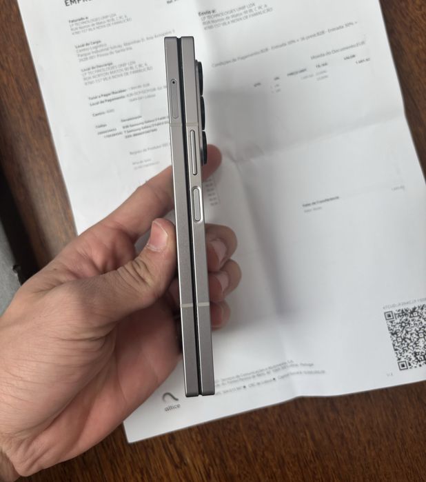 Samsung ZFold6 (256Gb)