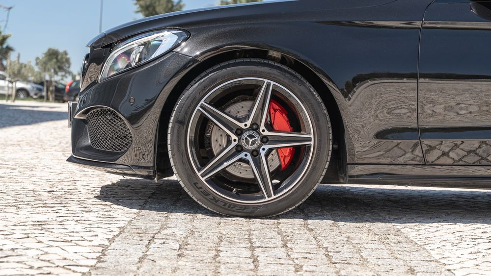 Mercedes C200 D Station 7G-Tronic Amg Line (financiamento disponível)