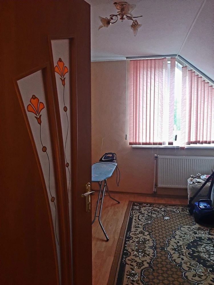 Продаж будинку в Чинадієво біля Синяка.