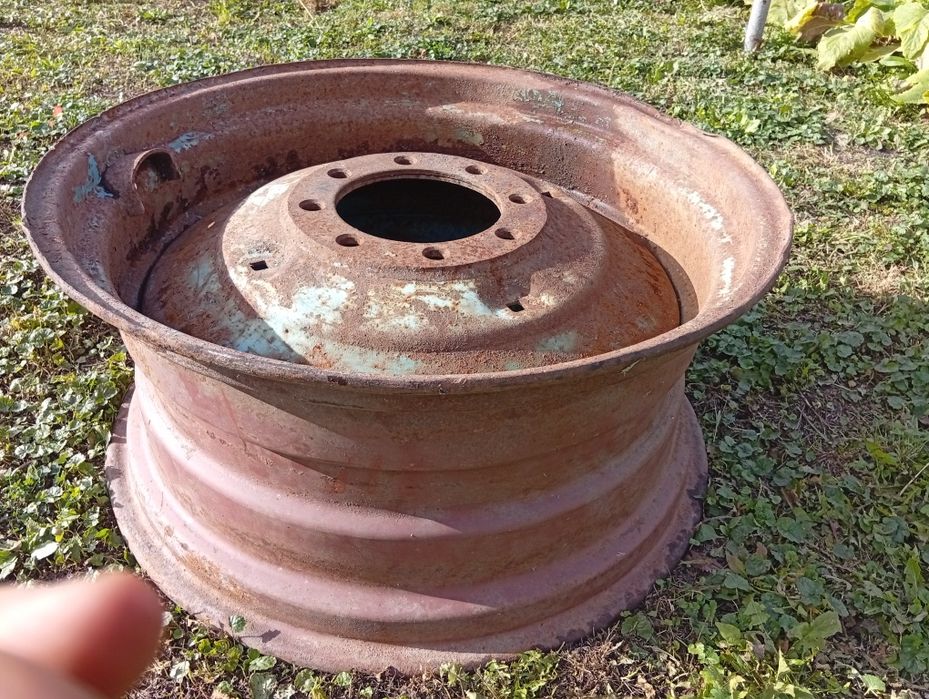 Диск для трактора МТЗ або ЮМЗ 18,4/30