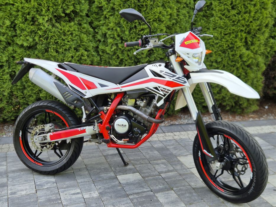 Beta RR 125 4T 2019R LIFT Super Moto  kat B a1