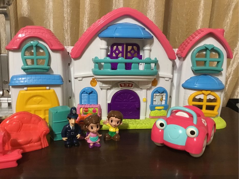 Игрушкчный домик