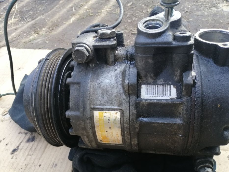Продам компрессор кондея на Audi A6C5 2.5 TDI в отличном состоянии