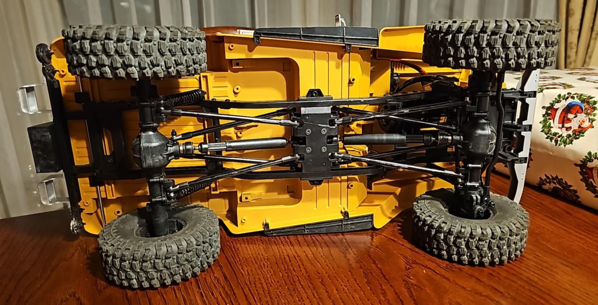 FMS Toyota fj40 rc crawler 1:8