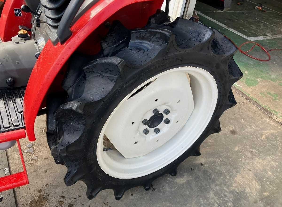 Traktor Yanmar F200S 4X4 - 20 KM