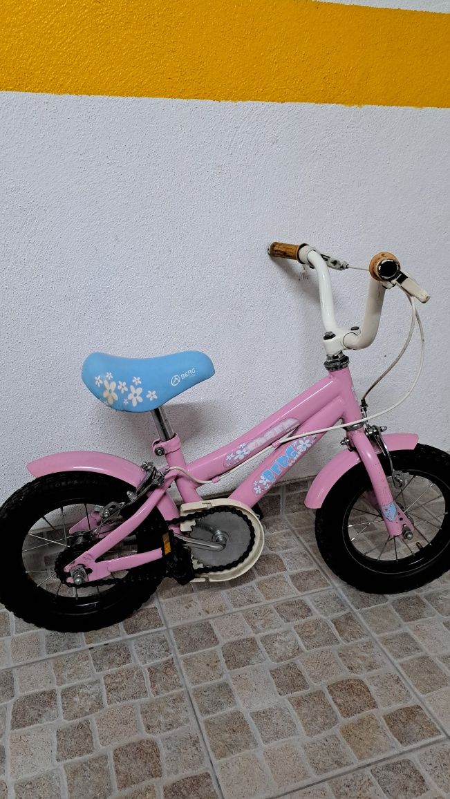 Bicicleta menina