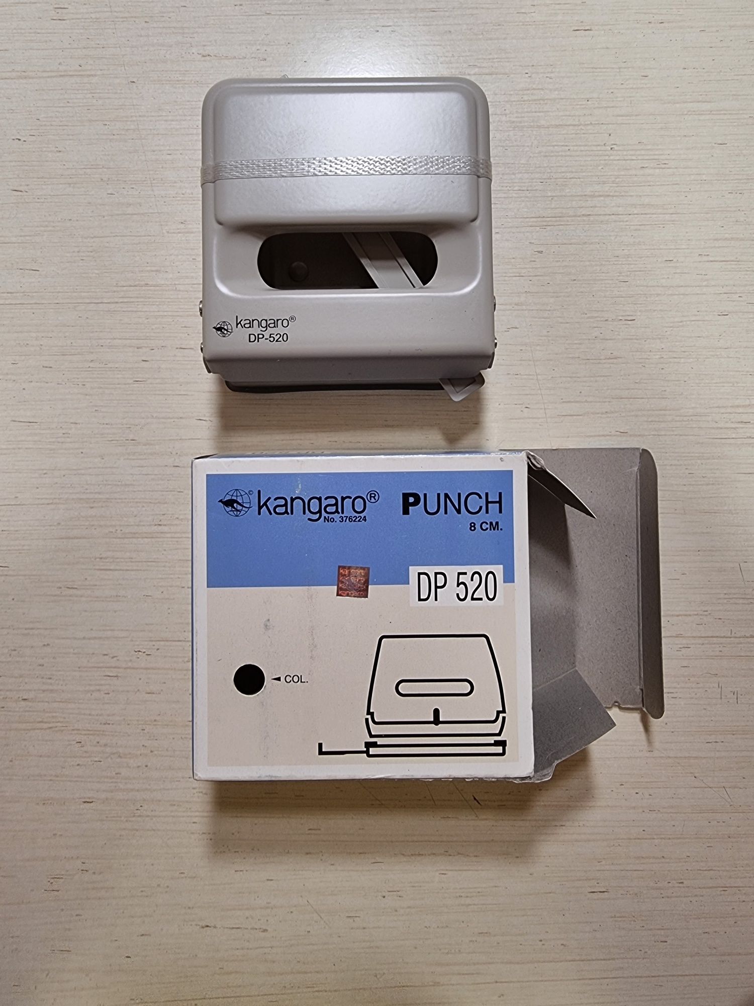 Діркопробивач Kangaro DP 520 дырокол