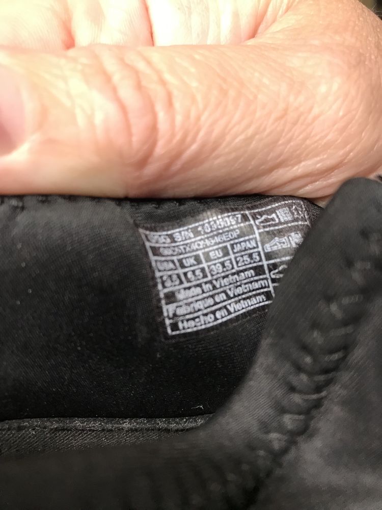 Мокасини жіночі UGG