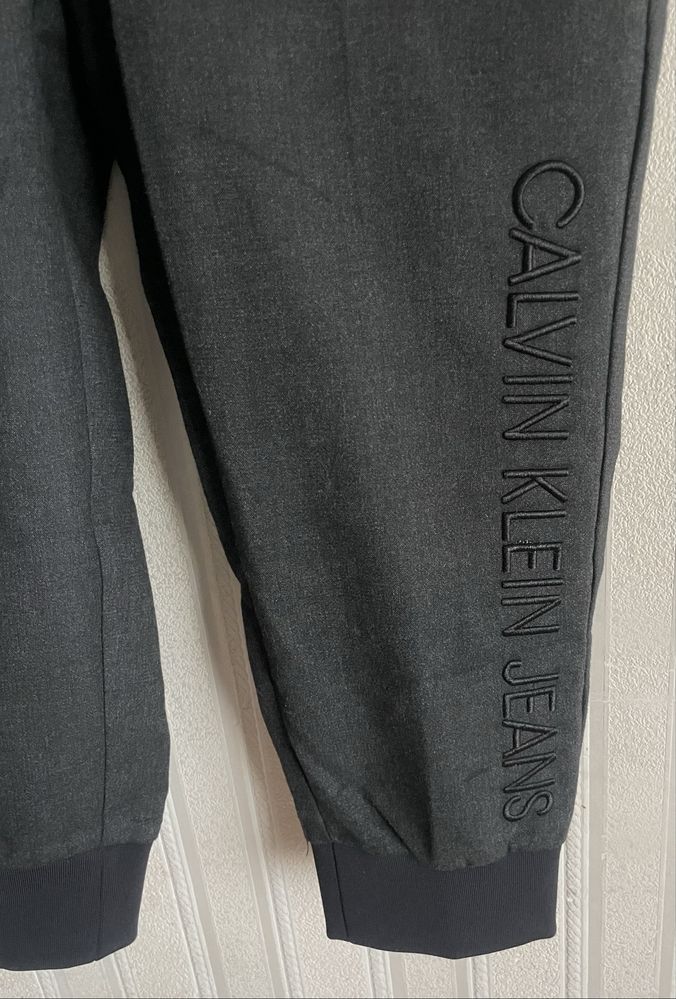 Штаны-джогерры Calvin Clein Jeans