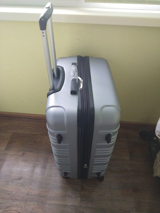 Валіза велика дорожня розмір L