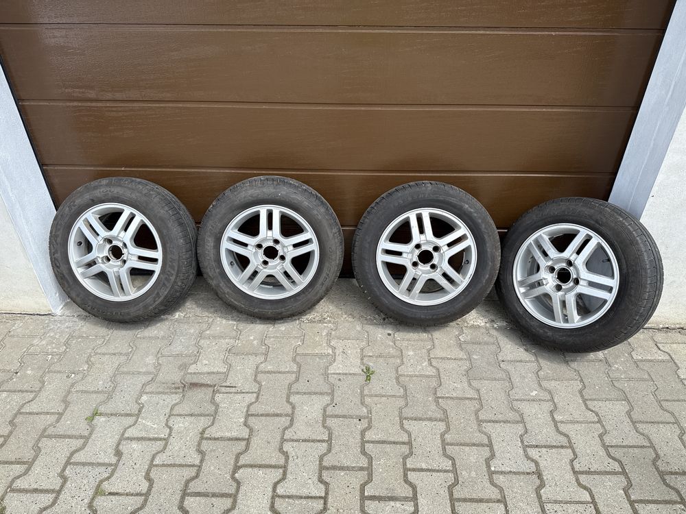 Felgi z oponami Ford Focus