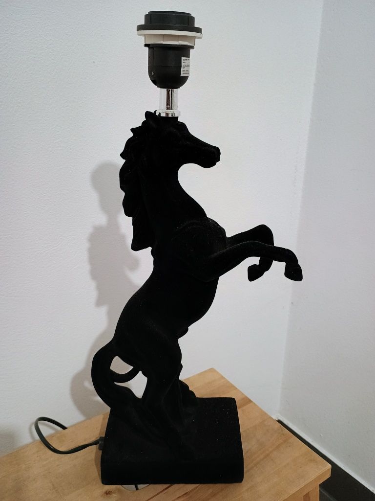 Lampa stojąca , biurkowa,  koń, czarna, loft , 50 cm