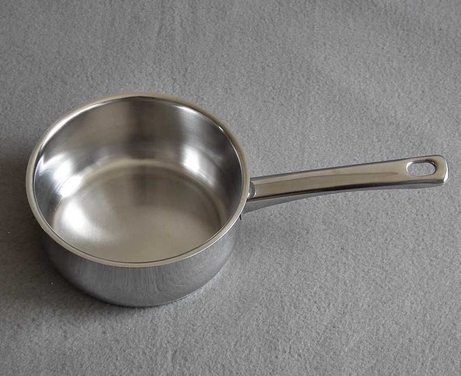 Niemiecki rondel WMF Diadem Plus 16cm o poj. 1,5l, do indukcji