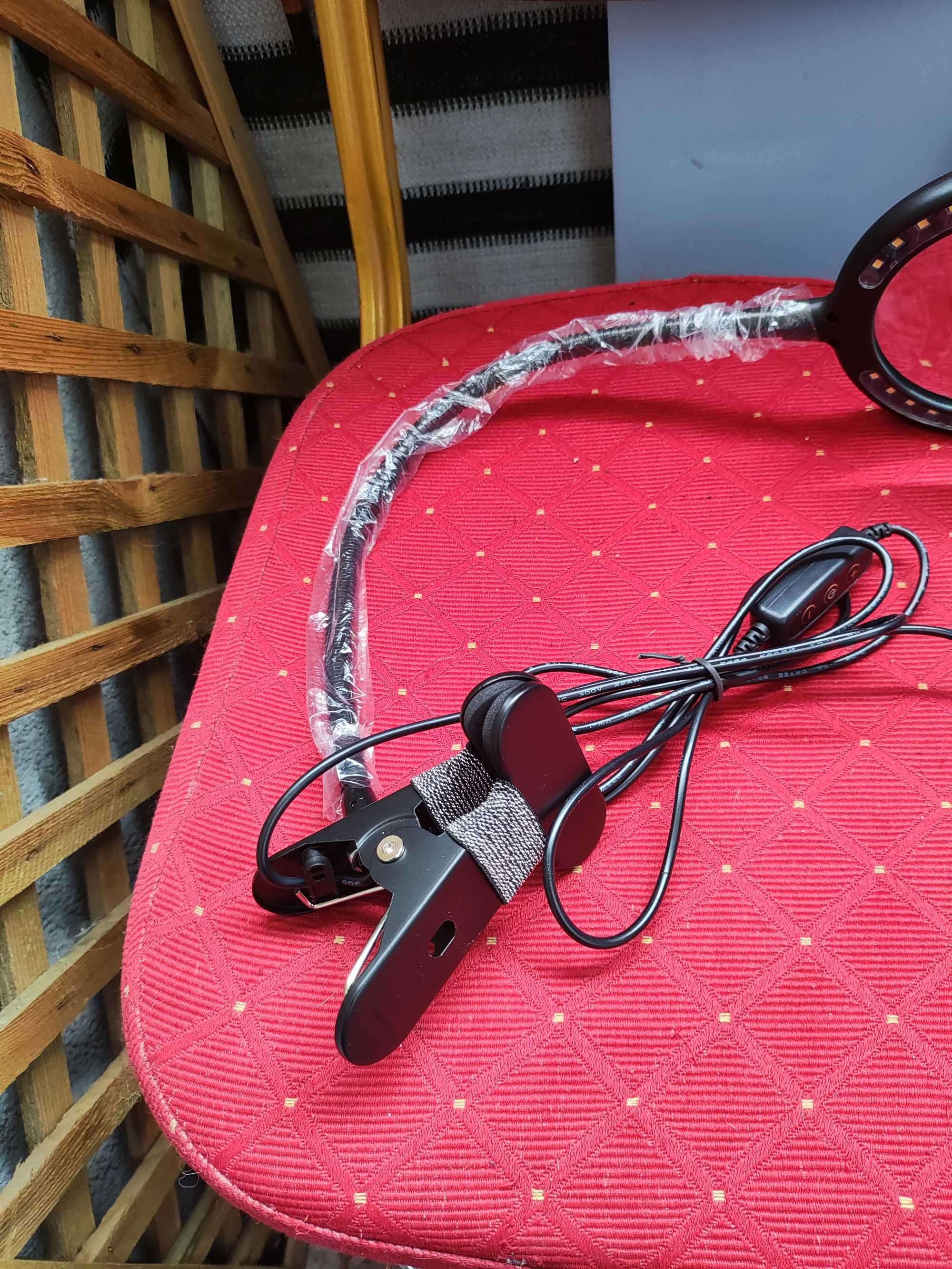 Lampka LED Kosmetyczna do Makijażu Lampa lupa szkło Powiększająca