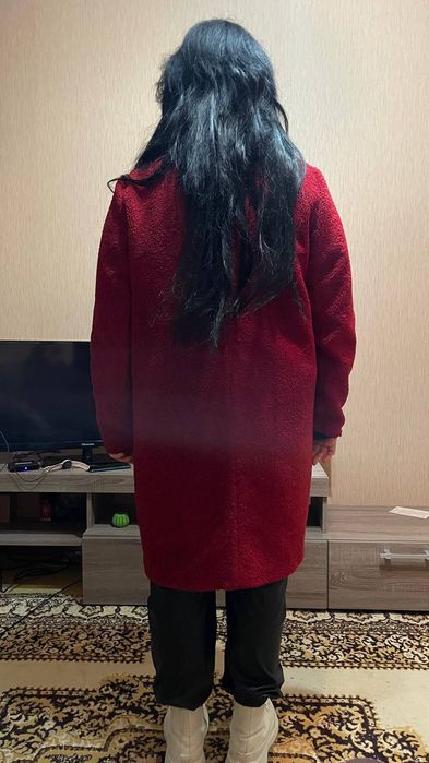 Пальто для девушек и женщин