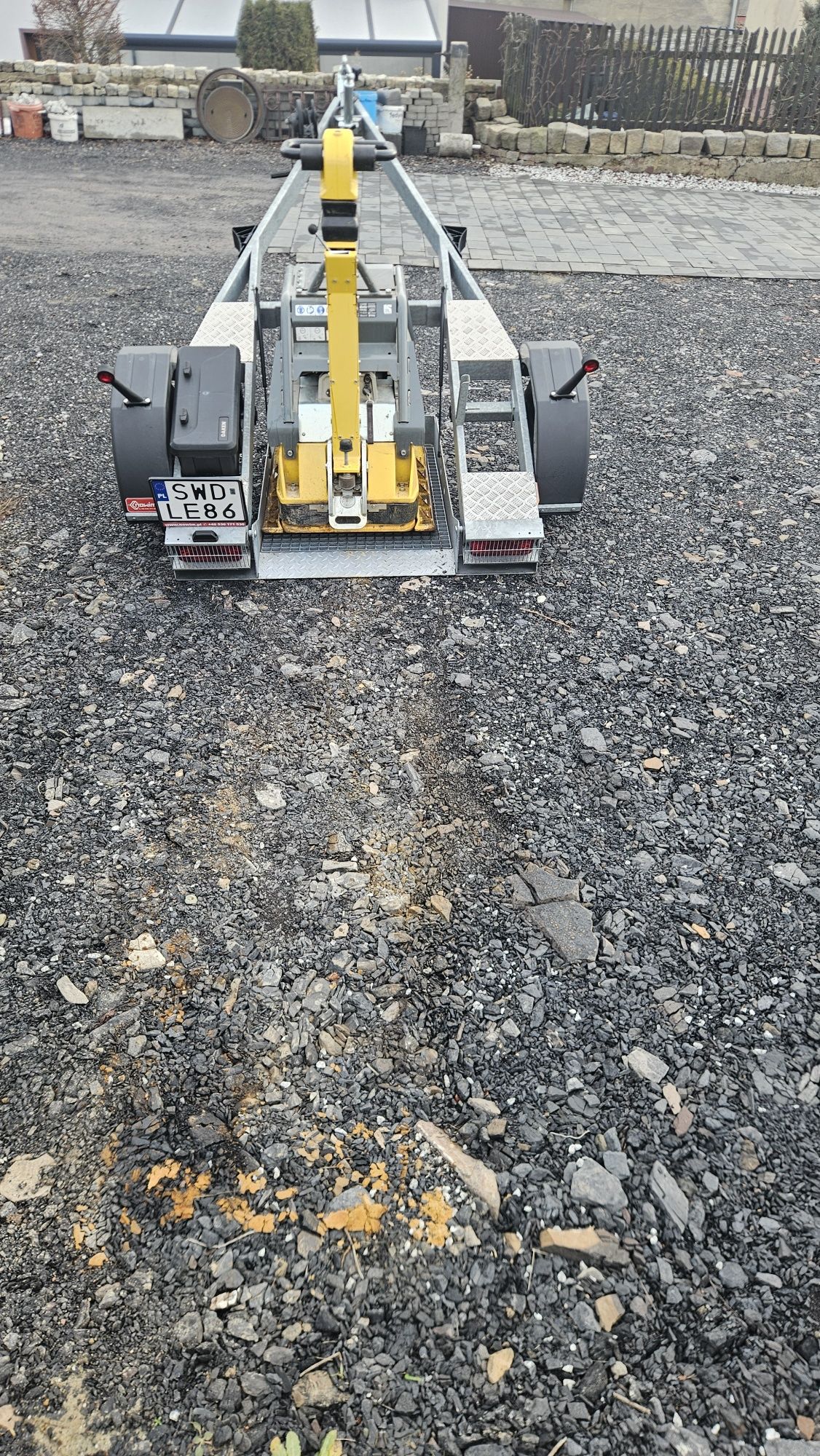 Wynajem zagęszczarka 500kg skoczek ubijak ubijarka wacker neuson dpu65