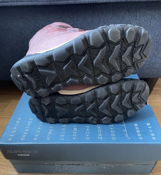 Дитячі зимові черевики, чоботи Geox J Trekkyup Girl B Ab