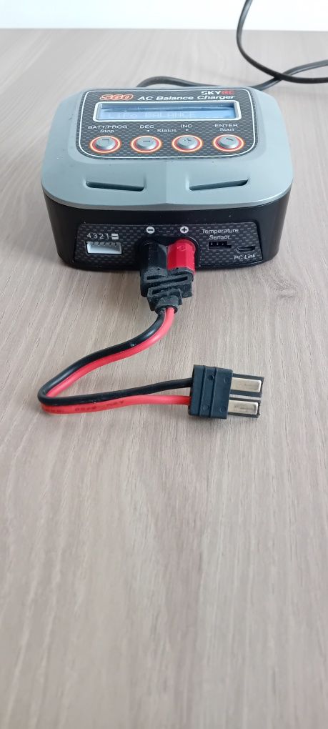 Carregador Rádio Control