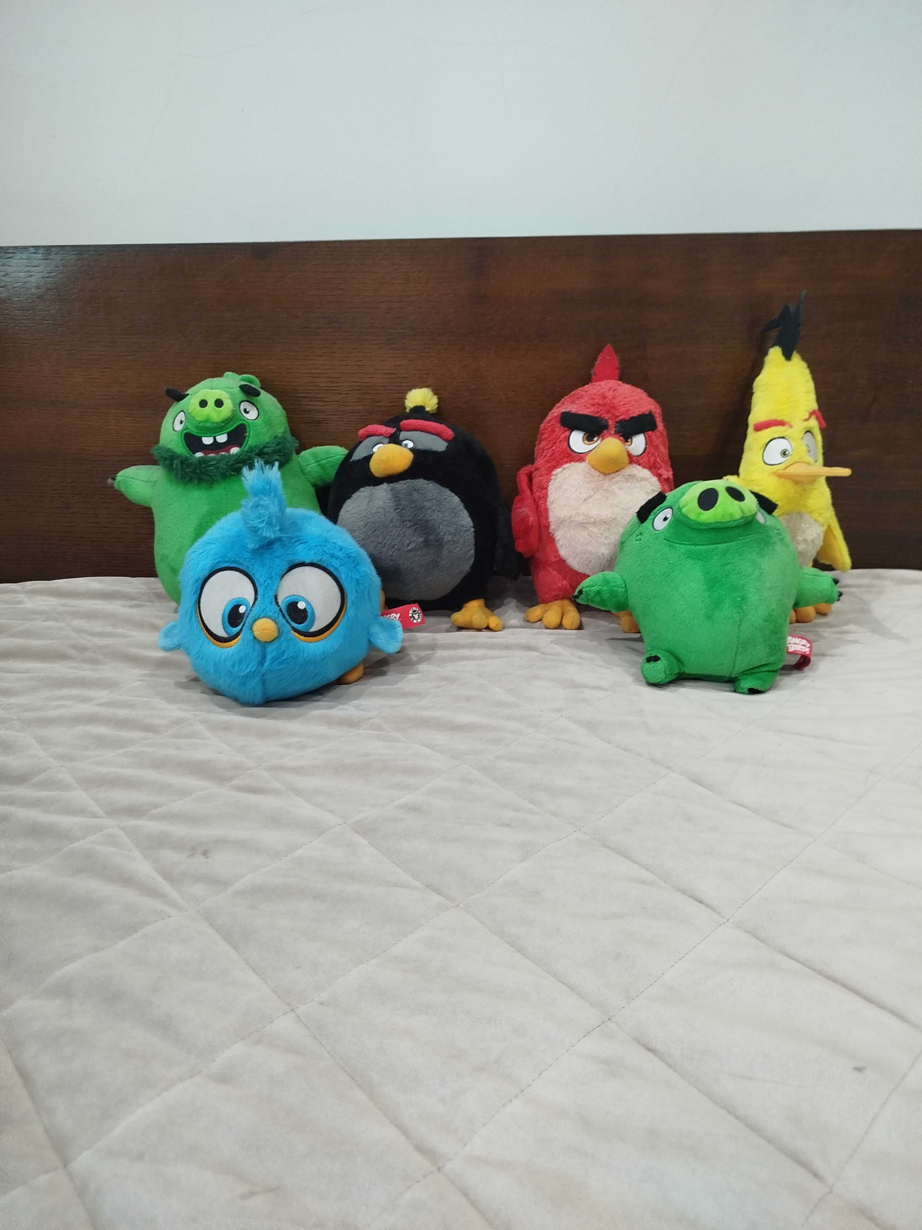 Conjunto de 6 peluches dos Angry Birds