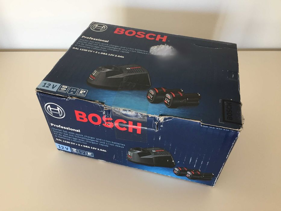 Bosch zestaw 2 baterii 12V i ładowarka