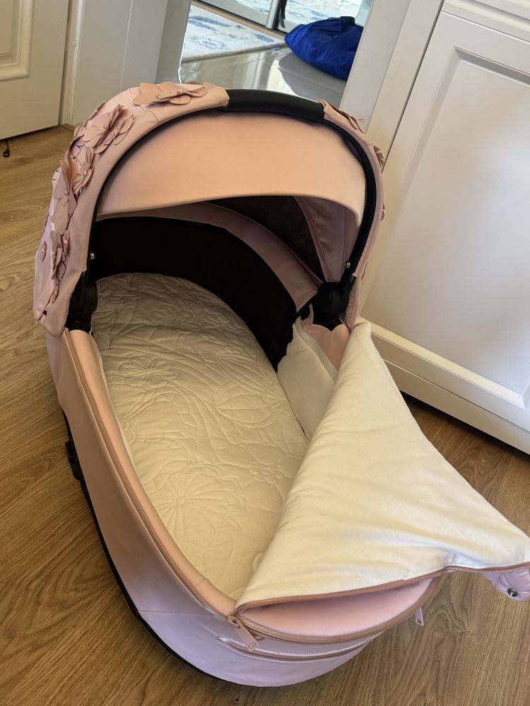 Gondola wozka cybex floral rozowy