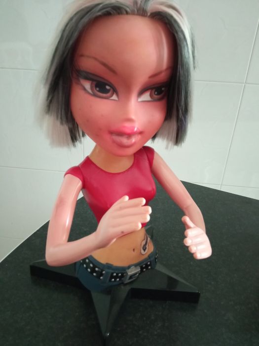 Bustos de bonecas  pentear e maquilhar