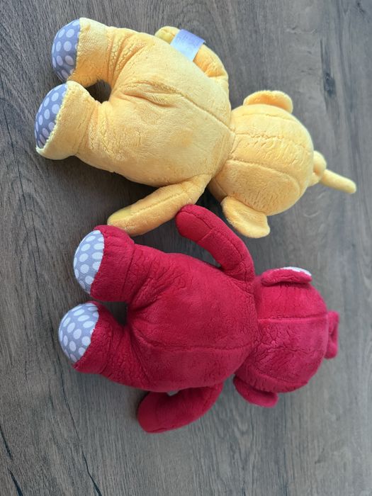 Фірмові іграшки  телепузики парою