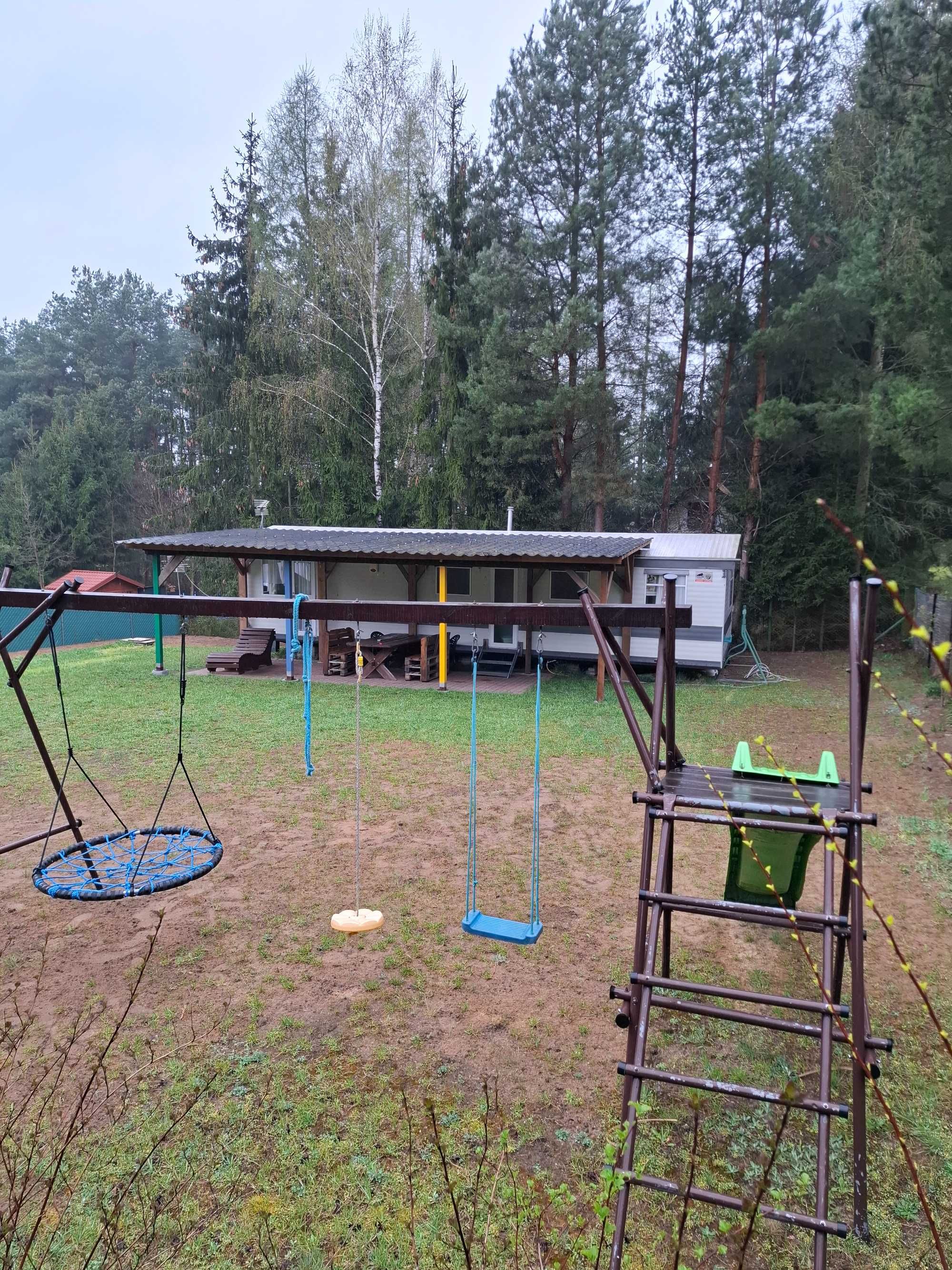 Domek 5-osobowy z łódką na mazurach nad jeziorem Ostróda, Zwierzewo.
