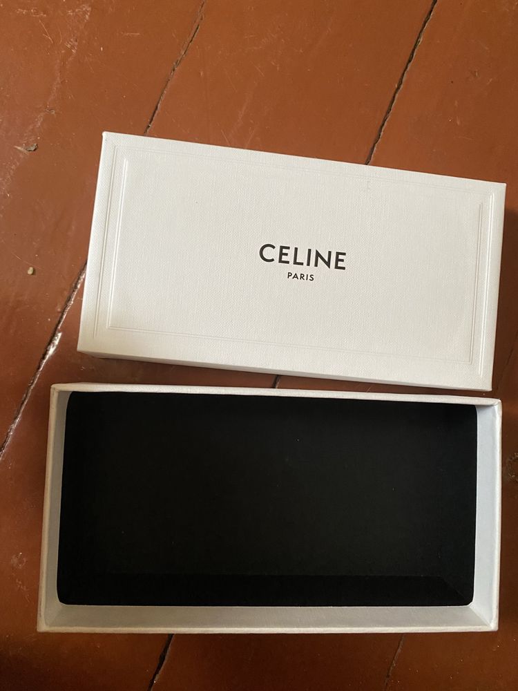 Коробка з окуляр celine