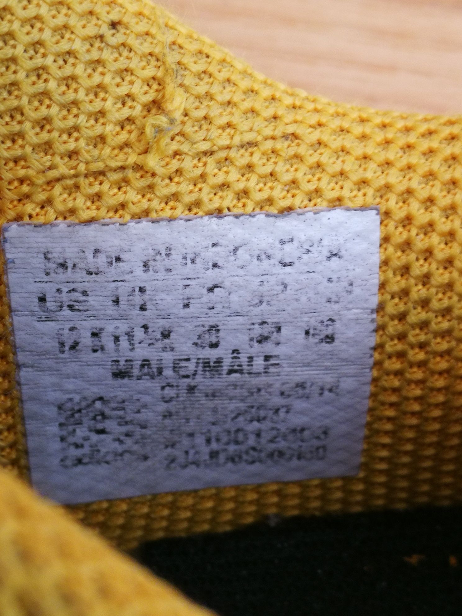 Buty sportowe piłkarskie dziecięce halówki Adidas F5 Messi rozm. 30