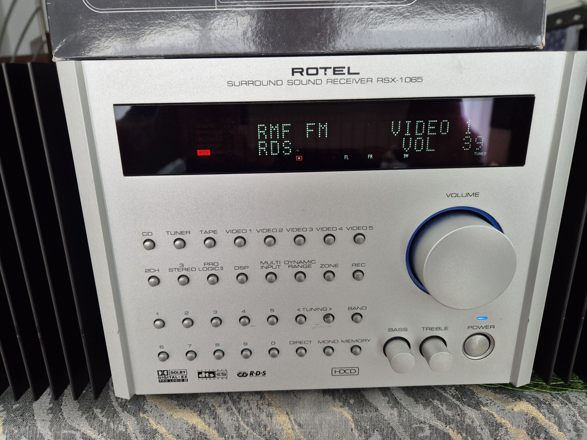 ROTEL rsx  1065 Surround Sound.