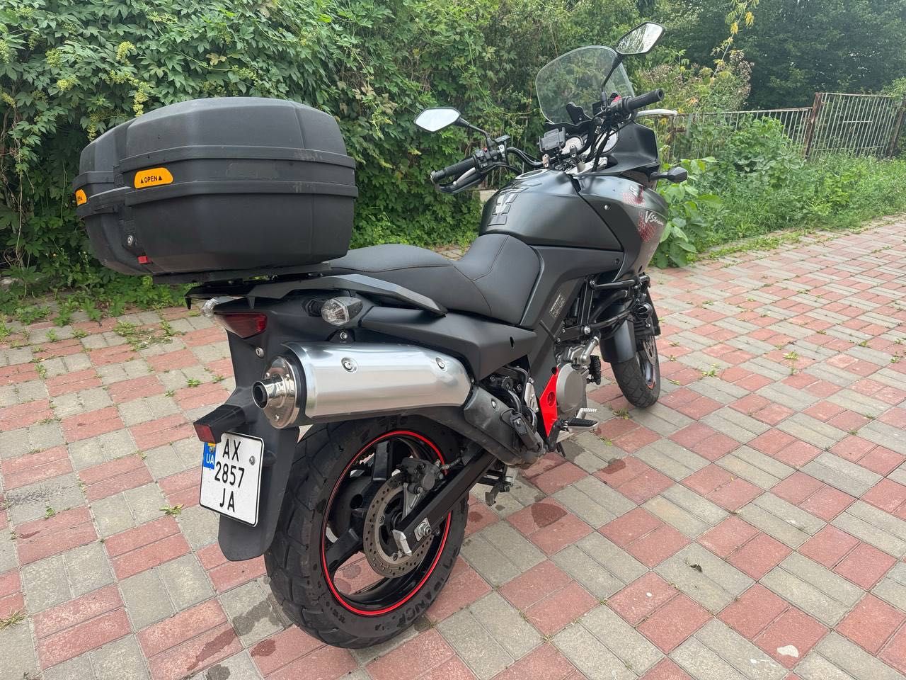 Suzuki v-strom 650