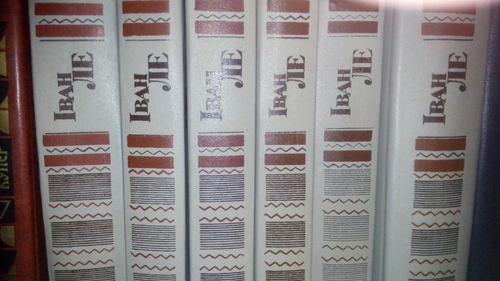 Срочно продам книги