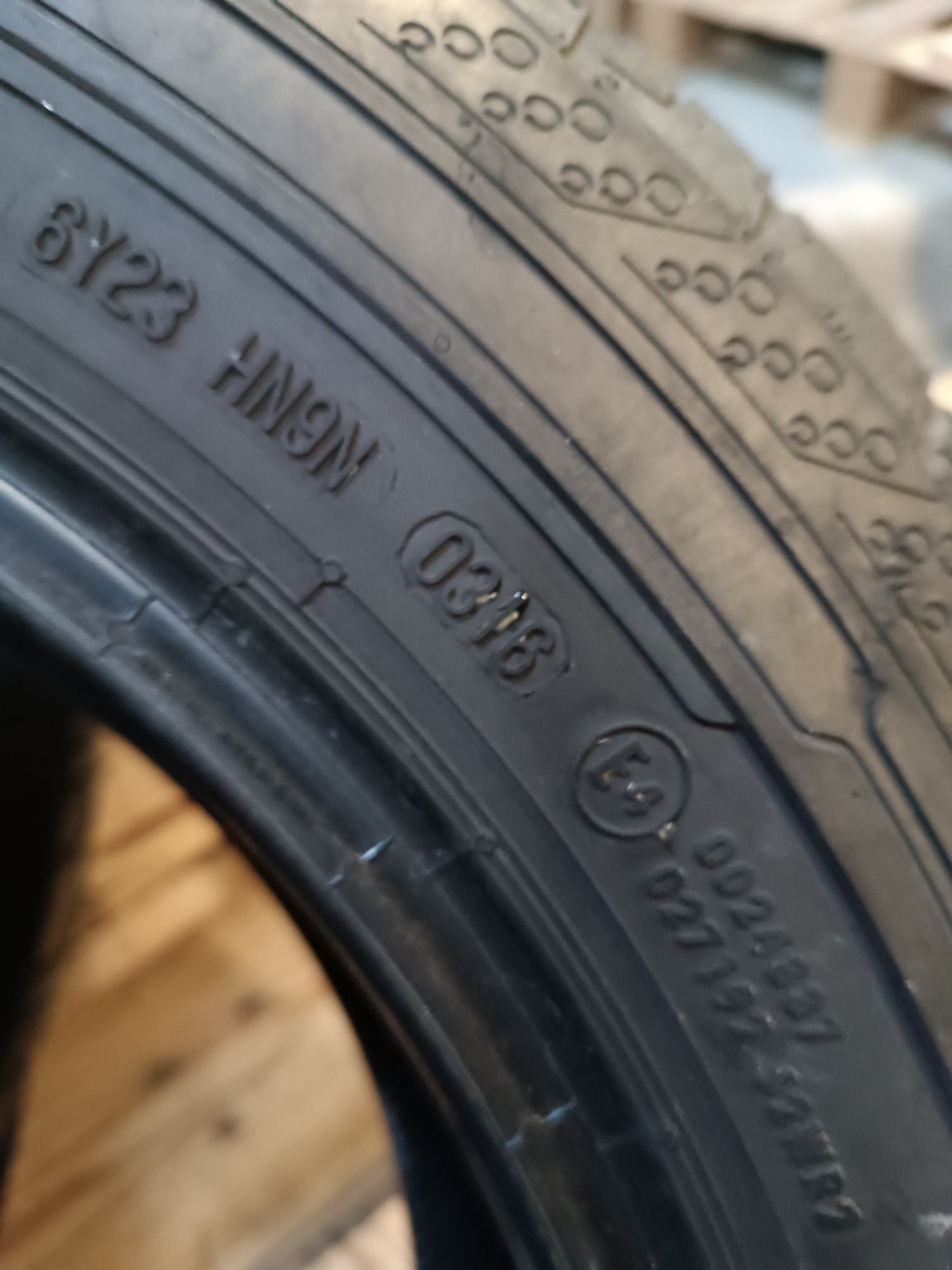 Opony 205 65 R16C Continental