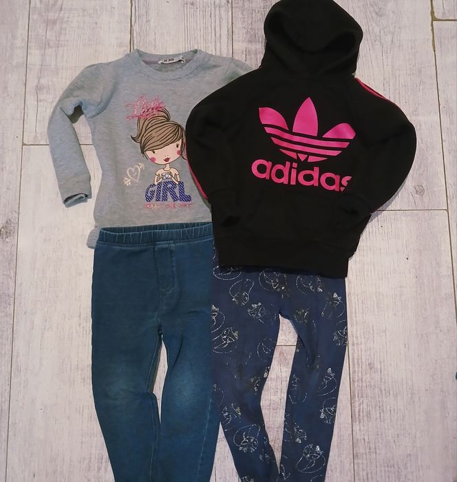 Набір дитячого одягу для дівчинки 92-98р