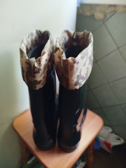 Продам мужские кожаные перчатки