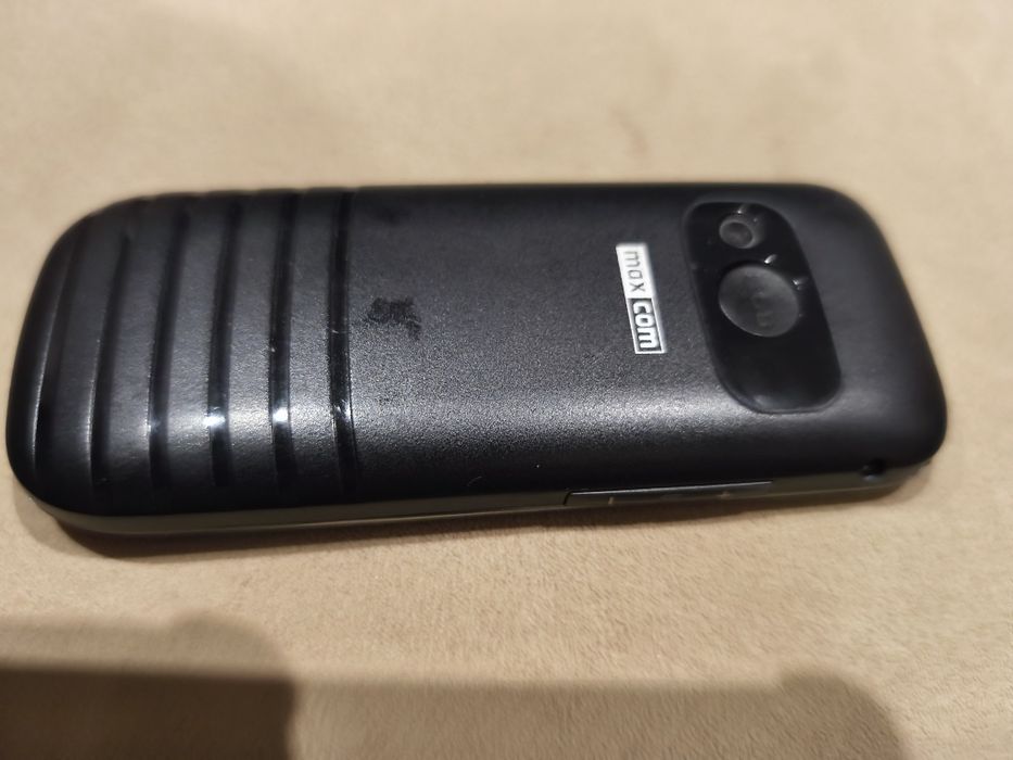 Telefon Komórkowy maxcom Dla Seniorów MM720 Używana