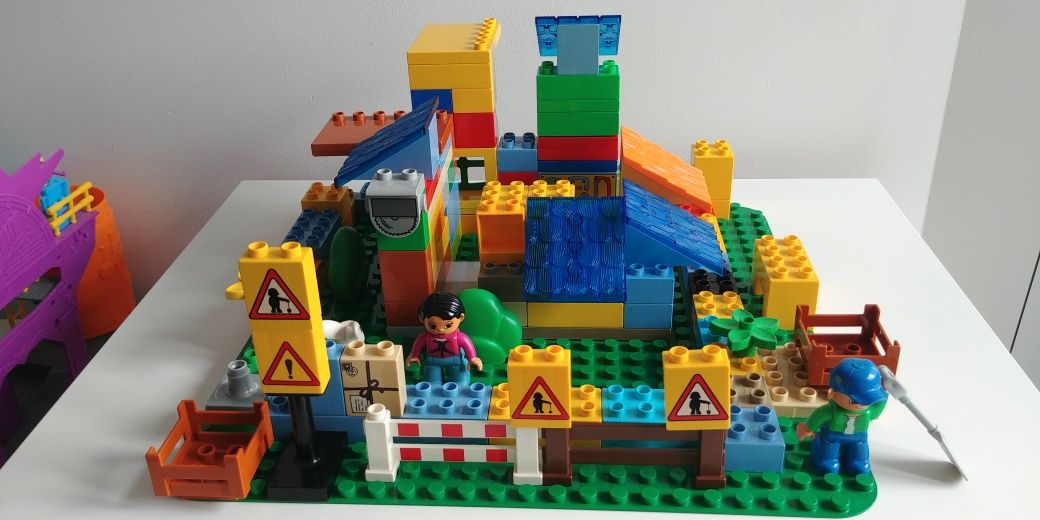 Lego Duplo kolekcja aut + klocki