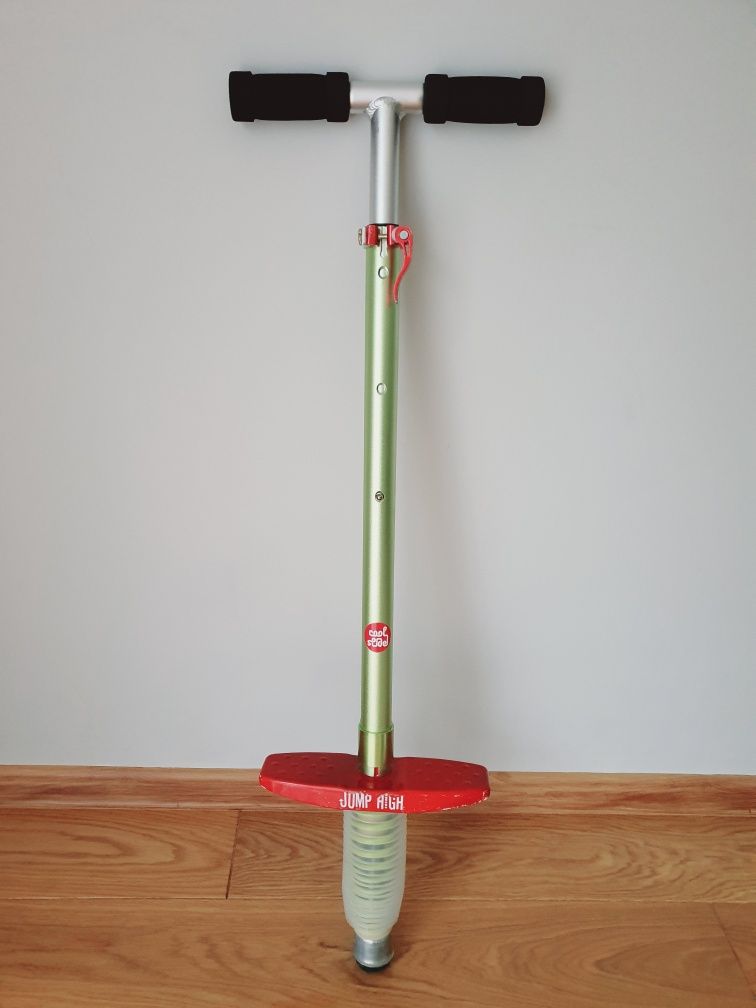 Skoczek pogo drążek